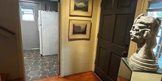 1702 Hill Avenue Gallery 17