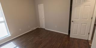 Large 4 bedroom Duplex Gallery 17