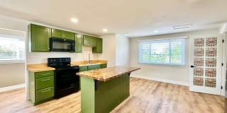 Beautiful Updated Studio Layout Guest Home Unit located on Private Country Property in Fallbrook! Gallery 6