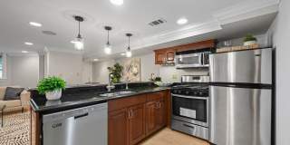 Welcome Home to Your Stylish 1 BR/1BA  in Adams Morgan! Gallery 8
