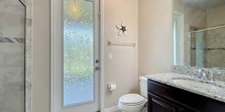 !!!NOW AVAILABLE!!! Beautiful 4-Bedroom PET FRIENDLY Home for Rent in RANDAL PARK! Gallery 46