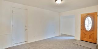 1341 Plum St Gallery 23