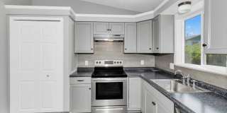 Cozy, Remodeled Gem with Spacious Backyard – Your Perfect Rental Home! Gallery 11