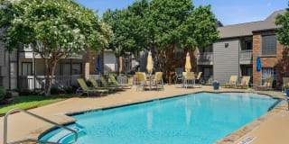 Crossroads at Arlington Apartments Gallery 18