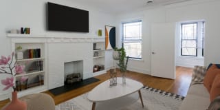 5452 S Ellis Gallery 1