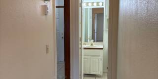 3br 2.5ba on Surrey Hills Golf Course!! Gallery 26