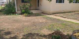 215 Elguea Gallery 1