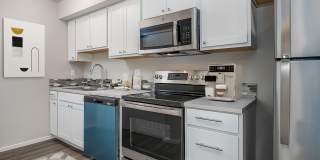 BRAND NEW Community In Need Of Residents! Stunning 1 & 2 Bedroom Homes! Gallery 5