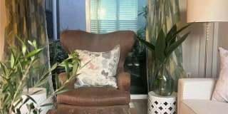 274 Rodeo Gallery 4