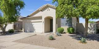 Spacious 4BR House in Goodyear Gallery 1