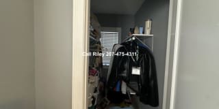 31-33 Thorton St. Gallery 6