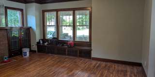 505 West Green Street Gallery 16