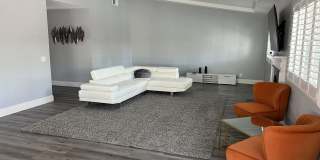 27695 Hombria Drive Gallery 13