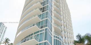 480 NE 30th St Gallery 1