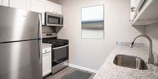 Madison Court Gallery 1