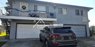 Charming 2 bedroom 1 bathroom Apartment! Gallery 14