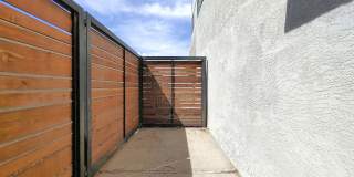 Home @ Valencia Gallery 20