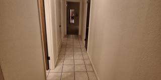 Spacious 3 bedroom, 2 bath Gallery 42