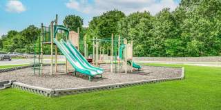 Willow Creek Apartments Gallery 5