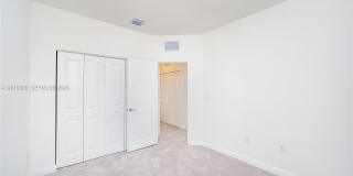 2642 SE 10 street Gallery 23