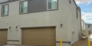 Exceptional Two Level 3 bedroom Furnished or Non-Furnished Rental Exceptional Two Level 3 bedroom Furnished or Non-Furnished Rental Gallery 1