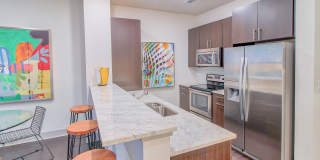 Windsor South Lamar Gallery 14