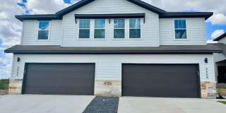 Stunning Luxury Duplex Available in Buda Gallery 1