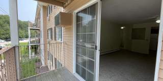 379 Huse Road Gallery 20