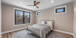 148 Oak Street Gallery 18