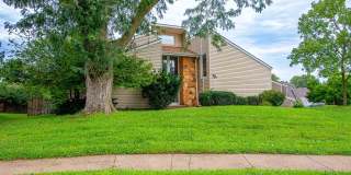 Beautifully Remodeled Modern 5 Bedroom / 3 Bath Home Near Millard North Gallery 41