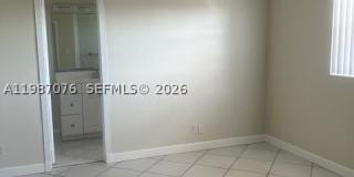 5050 Bayview Dr Gallery 9