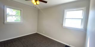 Beautiful 3 Bedroom, 1 Bath Home in Peoria! Gallery 6