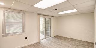1878 MURDOCK Court Gallery 11