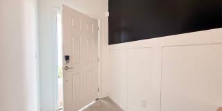 Spacious 4BR Home with Office, Loft & Lake Views Gallery 5