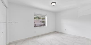 140 NW 14th Ave Gallery 12