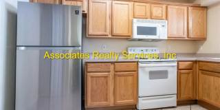 GREAT LOCATION- 3 Bedroom- LOOK! GREAT LOCATION- 3 Bedroom- LOOK! Gallery 4
