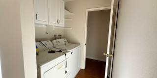 Scenic 4 Bedroom, 2.5 Bathroom Condo Gallery 9