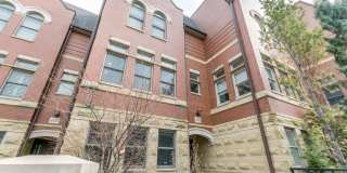 4113 N Southport Avenue Gallery 1