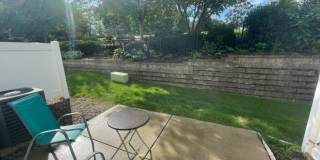 Beautiful 2 bed 2.5 bath brick townhome in Apex Gallery 4