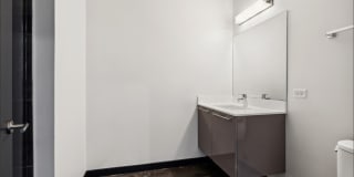 1645 N Milwaukee Ave Gallery 7