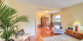 855 West Moorhead Circle - AUnit A Gallery 8