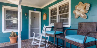 (K171) 113 S. 4th Avenue Room 1 Kure Beach, NC 28449 Gallery 1