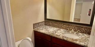 Beautiful 2bd/2bath townhome in Cambridge Terrace Community. Gallery 9