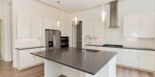 255 Assay Luxury Apartments Gallery 31