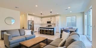 4 Bed 3 Bath Luxury FURNISHED Home for Rent! Gallery 8