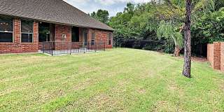 Very Nice 3 Bedroom 2.5 Bathroom House + Office Gallery 19