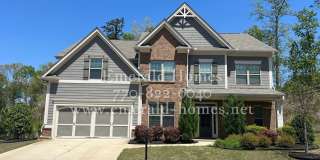 Now Ready! Amazing 5 bedroom house with 3 full bathrooms! Gallery 1