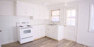 Cute & Cozy Interior Rowhome Gallery 4
