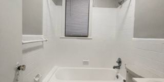 1916 R Street Gallery 6