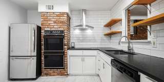 822 N Coolidge St Gallery 1